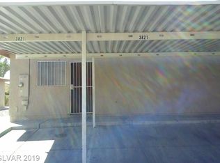 3821 Soda Springs Dr, Las Vegas, NV 89115