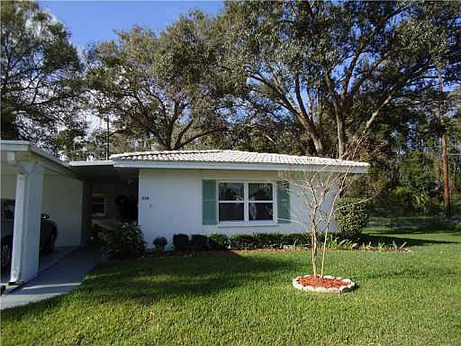 2nd image of 554 Cameo Dr