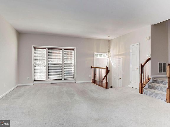 5th image of 14376 Stonewater Ct