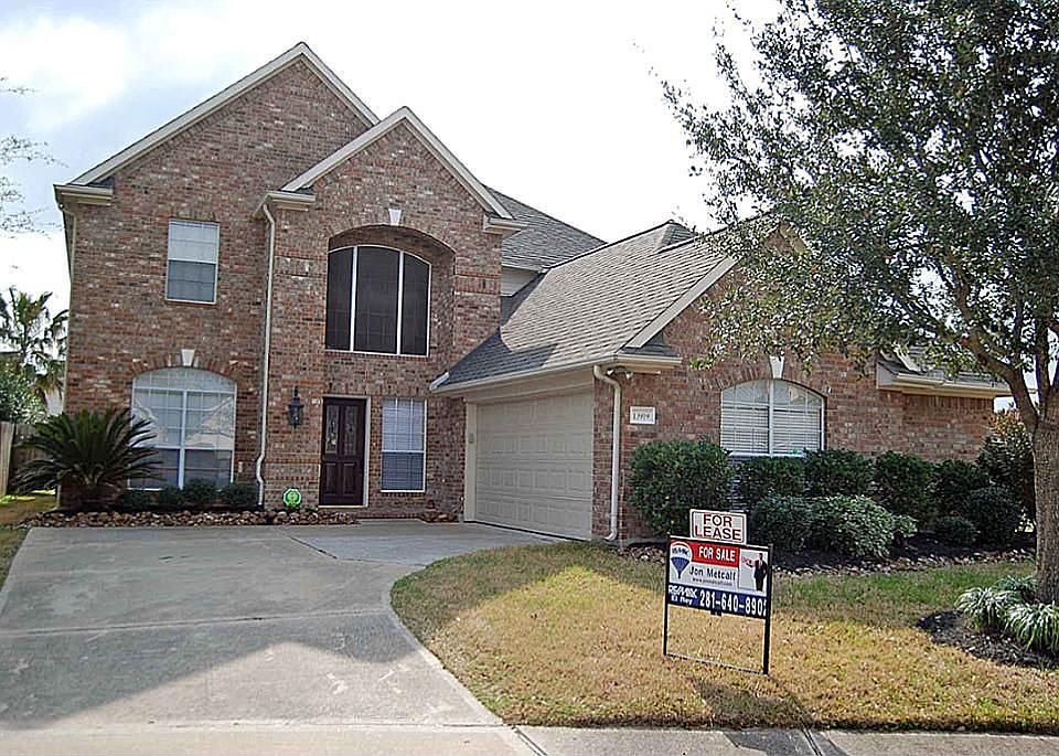 1st image of 13919 White Oak Glen Ct