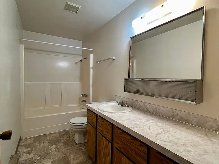 4802 Bonnie Ln — Photo 10