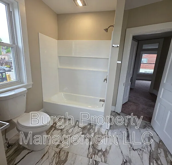 139 W 9th Ave — Photo 10