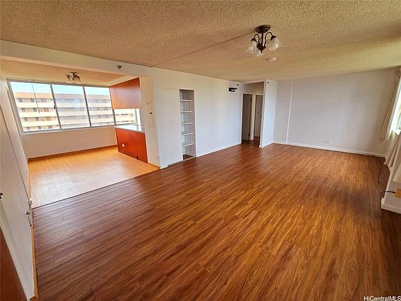5th image of 3033 Ala Ilima St APT 1001