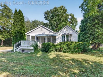 25821 Dreschfield Ave, Grosse Ile, MI, 48138