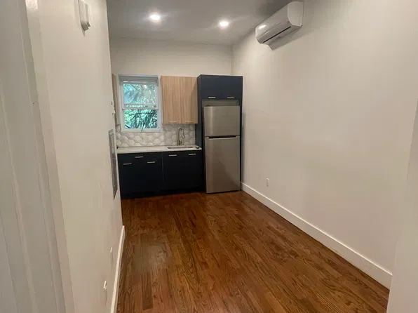 48 Bergen Ave, Jersey City, NJ