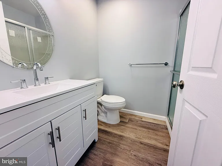 1008 Lindsey Ct — Photo 15