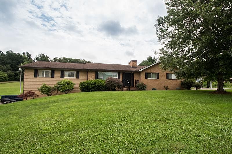 1st image of 85 Millers Dr
