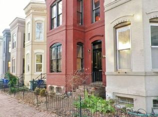 126 10th St NE #1, Washington, DC 20002