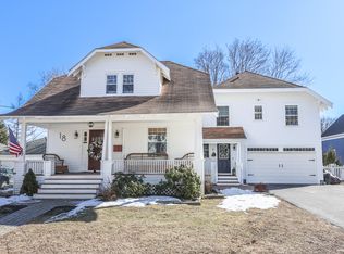 18 Pleasant St, Kennebunk, ME 04043