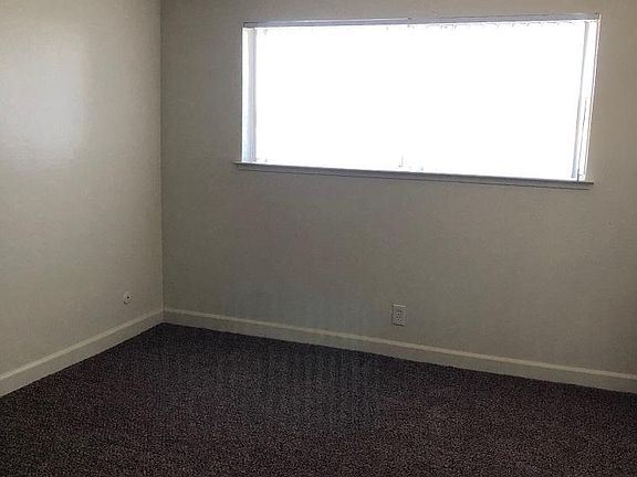 2nd image of 1425 N 9th St APT 206