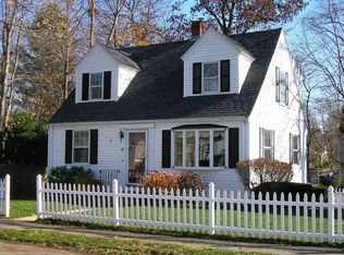 9 Iverson Rd, Beverly, MA 01915