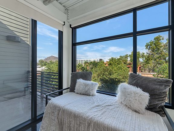 4th image of 4020 N Scottsdale Rd #3010-2