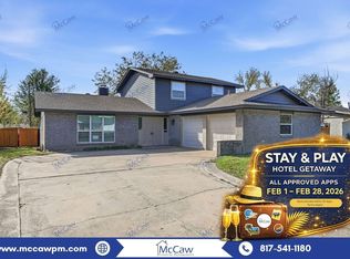 737 Willow St, Hurst, TX 76053