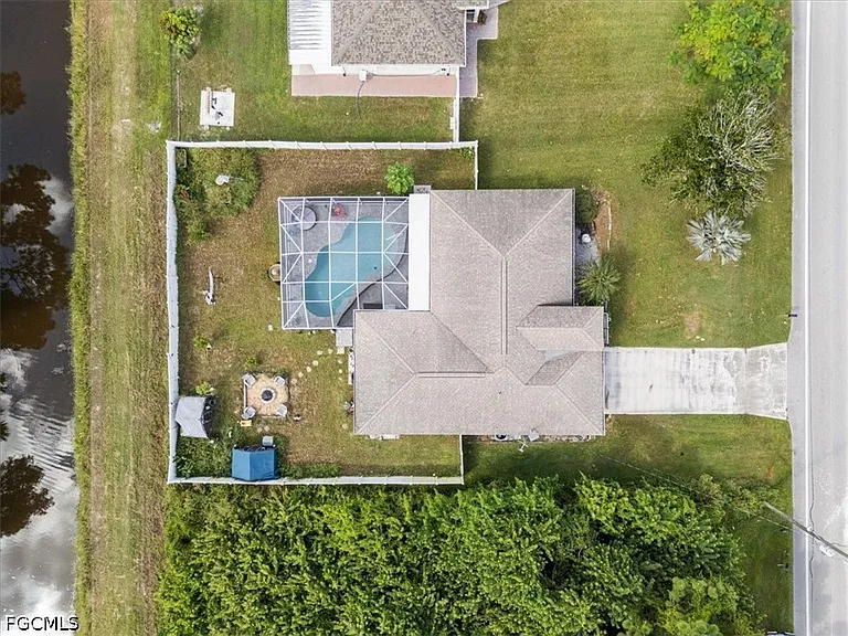 1021 Alvin Ave — Photo 5
