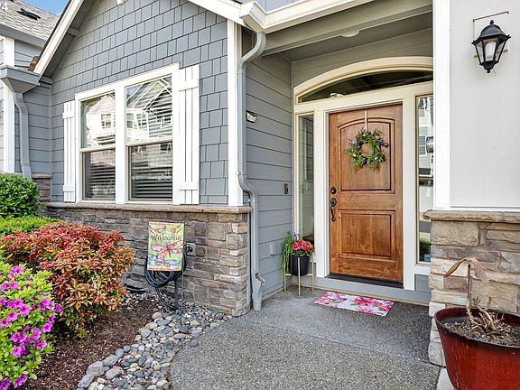 3rd image of 4107 SE 177th Ln