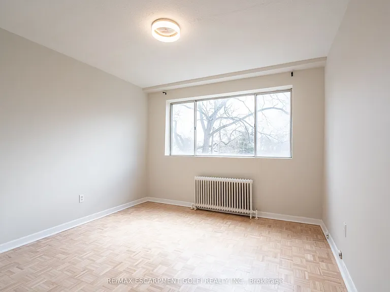2433 1st St #9 — Photo 34
