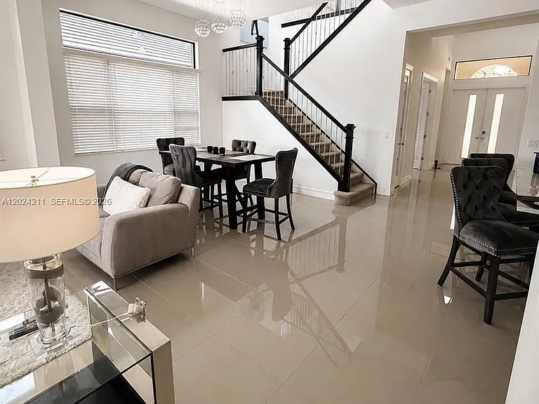 8939 Grand Prix Ln — Photo 18