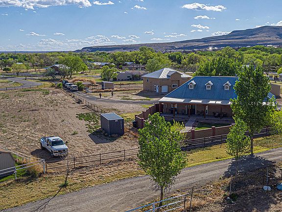 5th image of 70 Shawn Ln