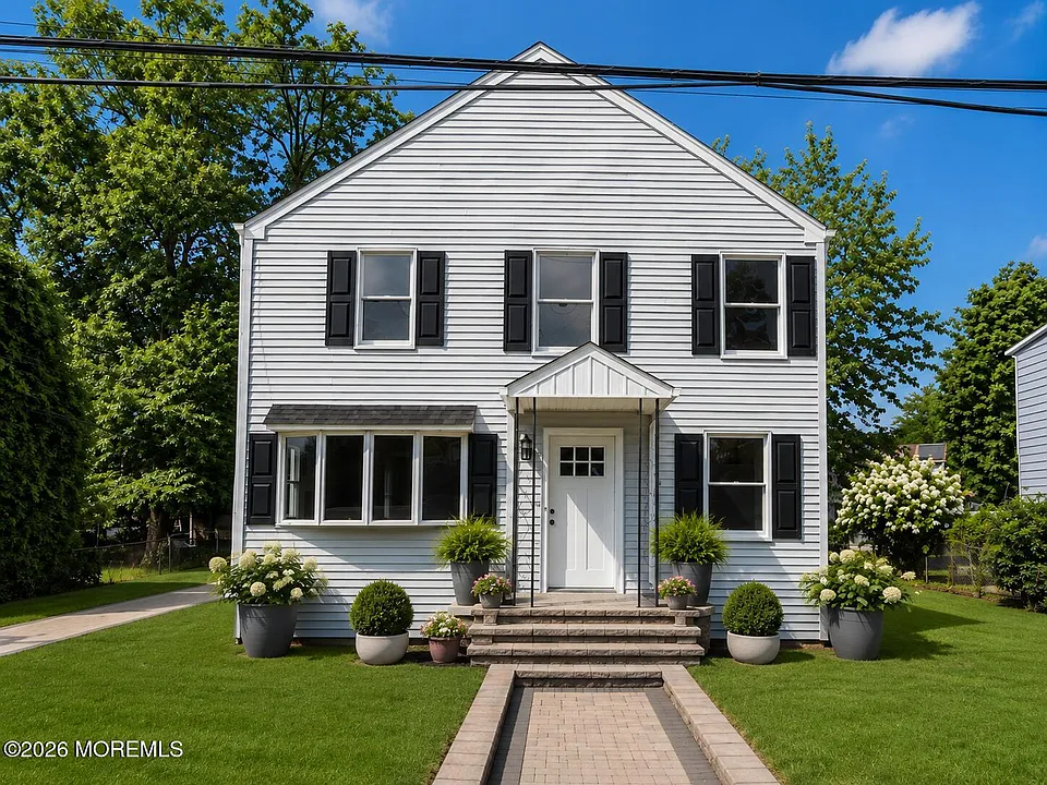 18 Maple Ave #A