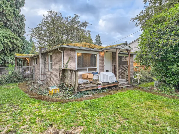 13004 56th Avenue S, Tukwila, WA 98178