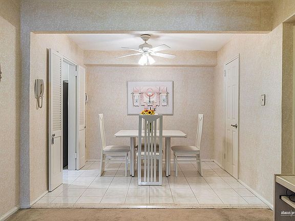 4th image of 3060 Ocean Ave APT 2L