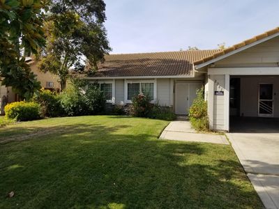 8261 New York Dr, Stockton, CA, 95210