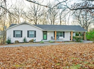 2880 Marthas Chapel Rd, Cunningham, TN 37052