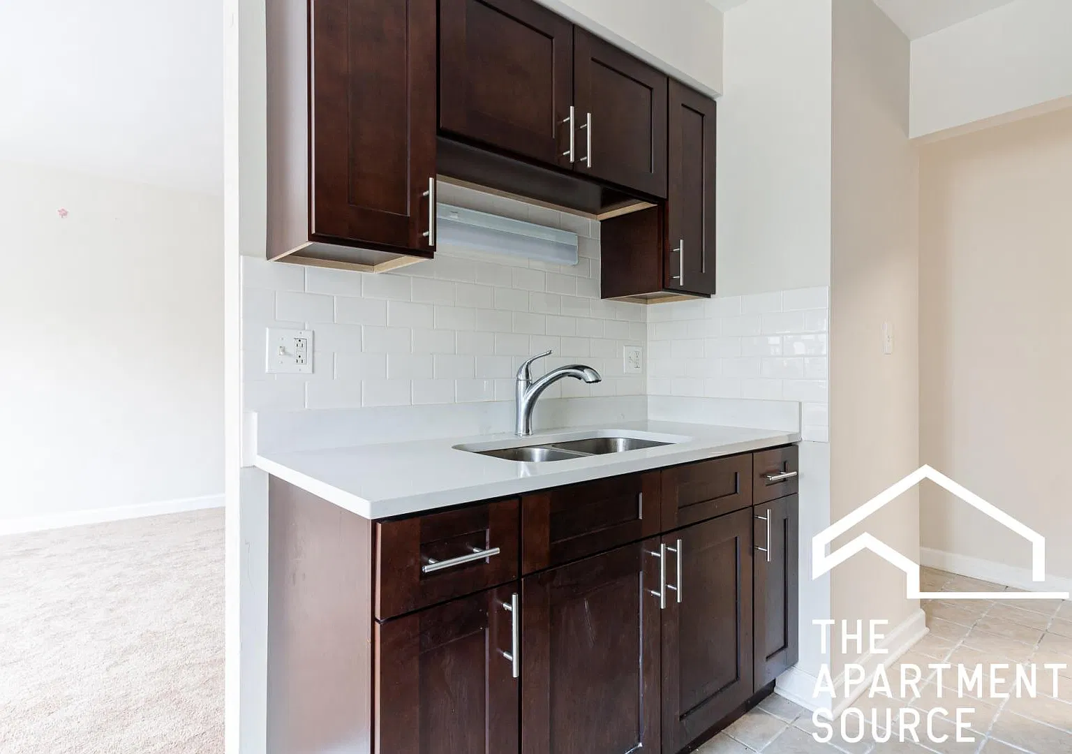 5841 North Winthrop Avenue #304 — Photo 3