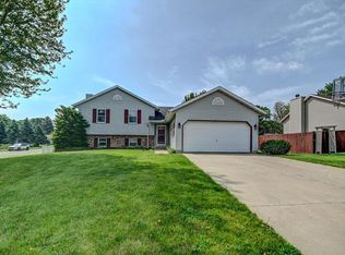 182 Ames St, Oregon, WI 53575