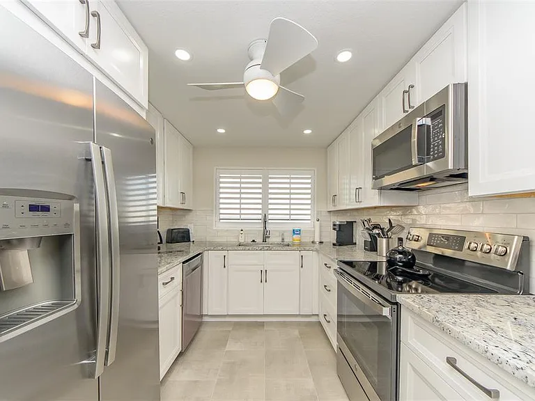 1290 Gulf Blvd #907 — Photo 7