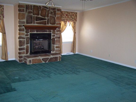 3rd image of 4919 Gladys Owens St