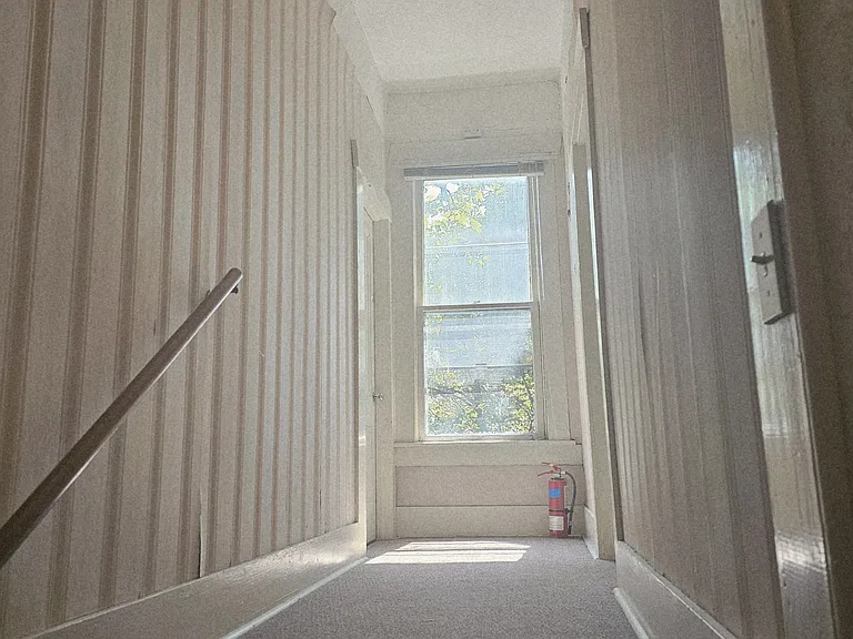 2124 NW Flanders St #16 — Photo 26