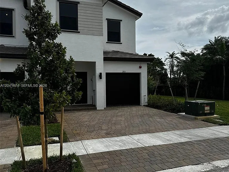 285 SW 159th Ln #0 — Photo 1