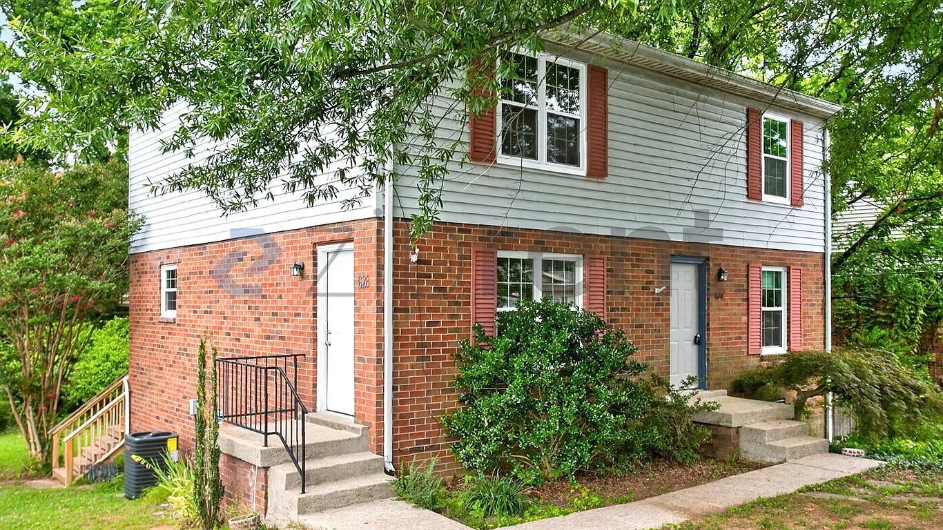 2 bed, 1.5 bath, 1020 sqft, $1,450 — Photo 3