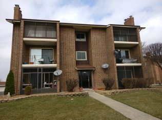 9942 Treetop Dr, Orland Park, IL 60462