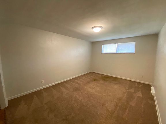 5th image of 249 E Oak Cliff Ct #7