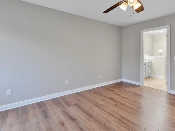 3921 Granada Drive #B, Winterville, NC 28590