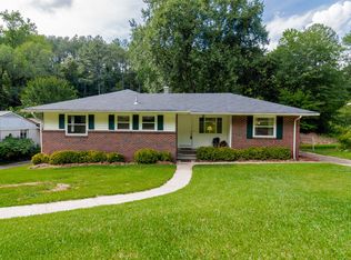 1520 Cresthill Rd, Birmingham, AL 35213