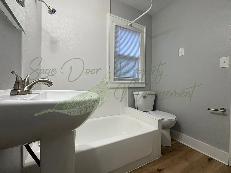 303 N Huttig Ave — Photo 11
