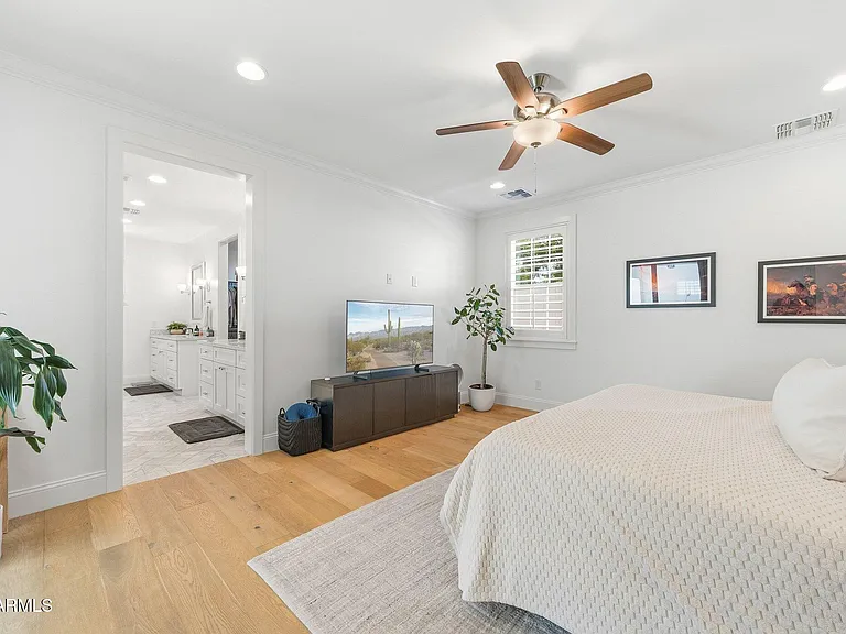 3655 E Piccadilly Rd — Photo 15