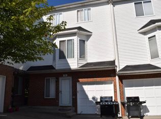 36 Amanda Ct, Staten Island, NY 10312