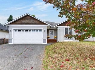 3303 8th St, Cumberland, BC V0R 1S0
