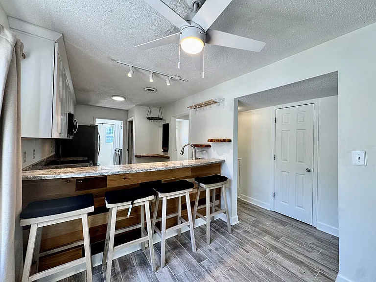 1509 Cypress Ave — Photo 17