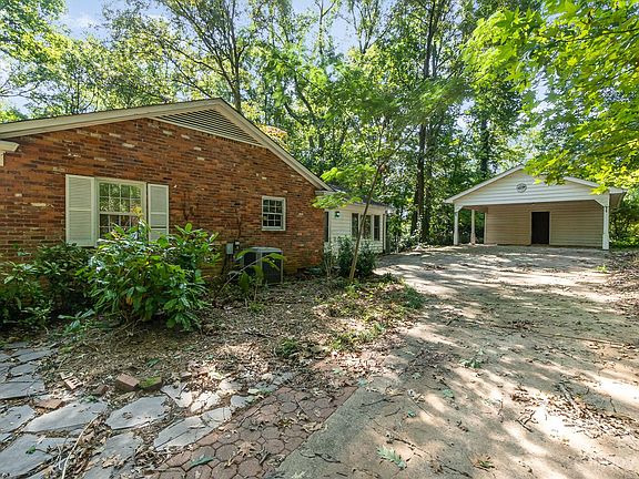 2nd image of 7515 Shady Ln