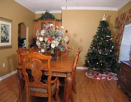 3rd image of 36311 Forestdel Dr