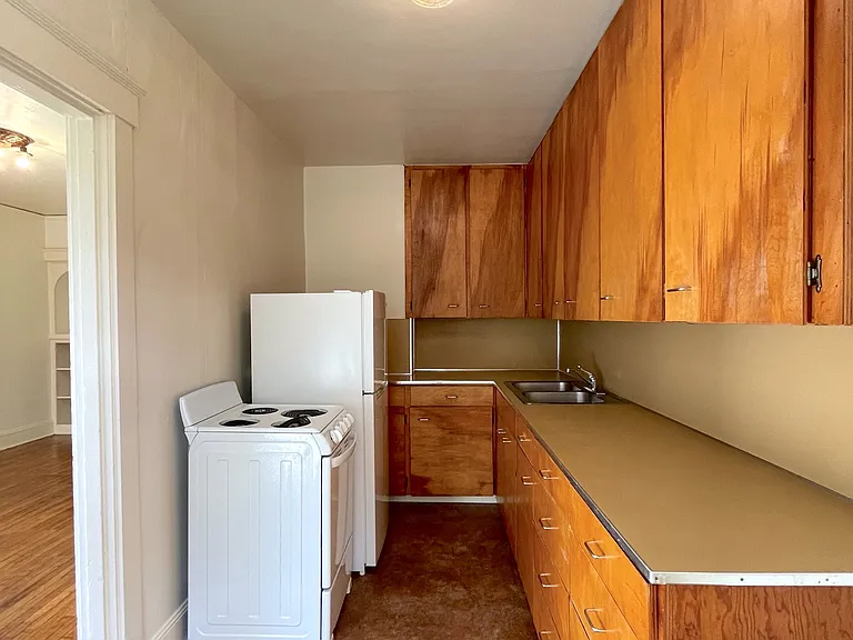 2949 SE Yamhill St #7 — Photo 5