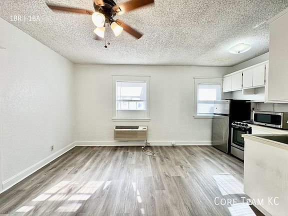 4th image of 3433 Central St Unit 205