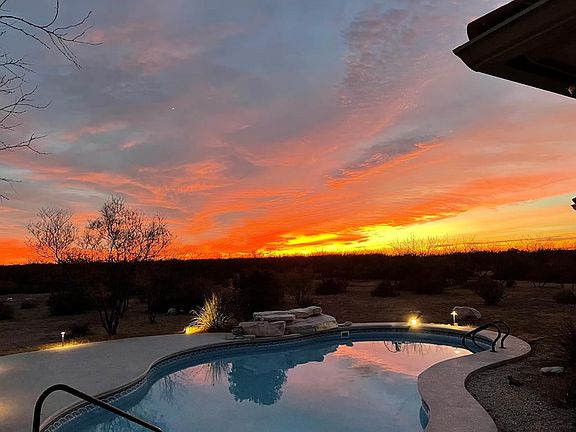 4th image of 2001 Coyote Bend Rd