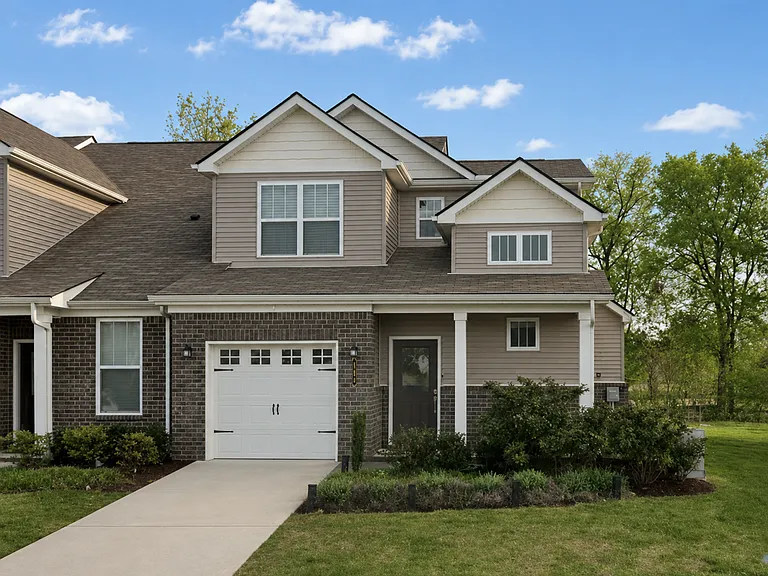 645 Birdie Dr — Photo 1