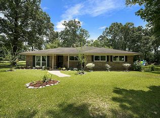 361 Royal Oaks St, New Caney, TX 77357